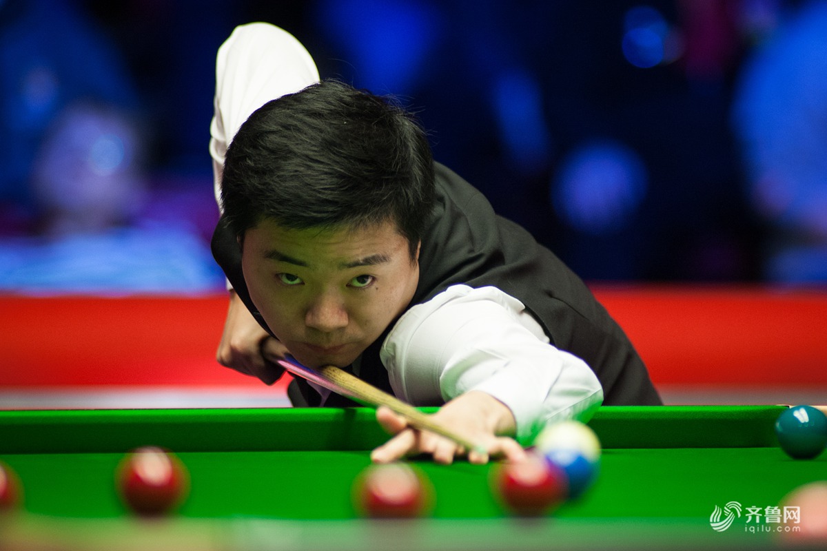 前锋或8号 前锋或8号